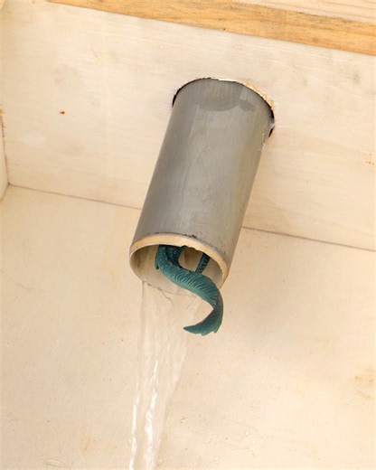 How to cover your outdoor pipes from contamination 🛠️