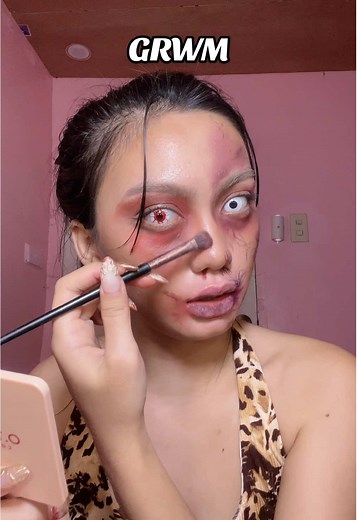 Easy Zombie Makeup Tutorial for Halloween