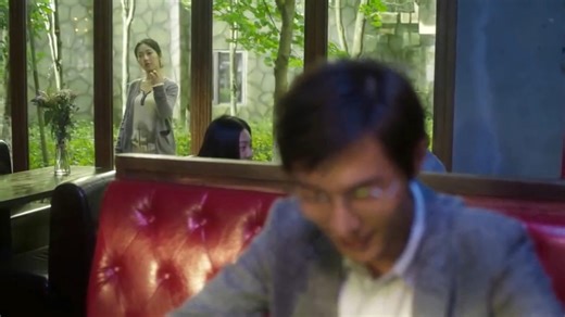 The husband and his mistress were secretly dating, but his wife suddenly showed up! 丈夫和情婦偷偷約會，不料妻子突然出現！ #chinesedrama #home #drama #cdrama #hotdrama #yangzi #lixian #zhaolusi | U剧社 TV Club