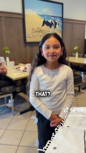 Bella’s new chip flavor!!😍 (inspired by @RyanTrahan) | Cookies And Cream