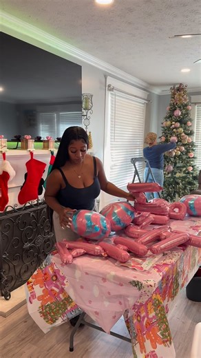 Kawanna Upscale Marbury on Instagram: "BRINGING THE FAMILY TOGETHER❤️ #fyp"