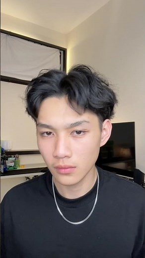 How to get the perfect middle part with Poofy 💨