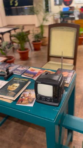 Achiever’s on Instagram: "Good food, better views, best company — Siolim style 🍽️🤍 I literally obsessed with their ambience Highlights:-live music in weekend’s Rooftop seating Indoors games:-carrom , chess ,uno etc!!! Location:- AAKRUTI TOWNSHIP, above Ratnadeep Supermarket, Tulip Block, Mallikarjuna Nagar, Boduppal, Hyderabad, Telangana 500092 Must try:- haleem shots Siolim spl chicken ramen Puff base classic chicken Shio ramen #fyp #ramen #uppal #student #family #couples #foodies #trendfood 