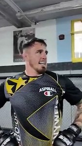 109K views · 539 reactions | Aspinall vs Gane !? Le cameraman de Tom Aspinall lâche une bombe  Dans une vidéo de Tom Aspinall, son cameraman lui demande si Paddy Pimblett est un bon partenaire pour affronter Ciryl Gane. Simple erreur ou teaser d'un futur combat entre Aspinall et le Français ? #tomaspinall #cirylgane #paddypimblett #ufc | ActuMma | Facebook