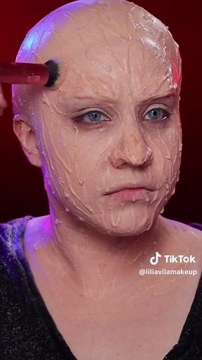 TUTORIAL FREDDY KRUEGER🔥🩸🔪 @Mehron Makeup Products: #MehronMakeup ALL PRO Special FX kit. • Mehron Setting Powder • Spirit Gum • Liquid Latex • Modeling Putty Wax • Fixative A • 3D Gel • ProColoring Bruise • Stage Blood • Tooth FX Nicotine. #31daysofmehronhalloweenmakeup #sfxmakeup #freddykrueger #freddykruegercosplay #freddykruegermakeup #halloween #horror #sfx #viral #MehronMakeup #makeuptransformation