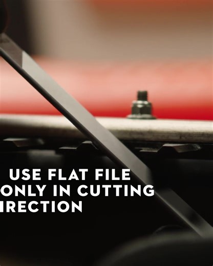 5.1K views · 49 reactions | TOOL TIP: How to clean your chainsaw like a pro... A clean chainsaw = better performance + longer life. In this quick video, we show you the steps to keep your STIHL Chainsaw in top shape. #STIHL #STIHLAu #Chainsaws #ChainsawCare #ToolTips | STIHL | Facebook