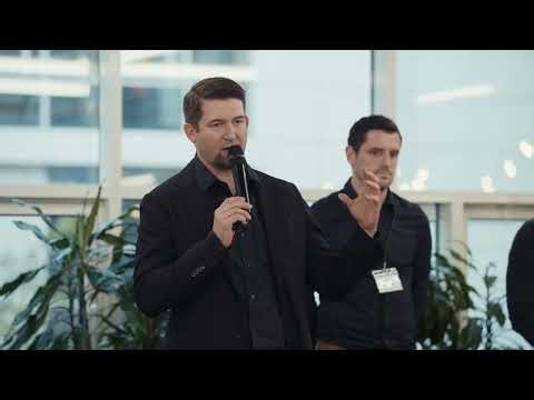 The Software Defined Factory - From Features to Scale: Microservices