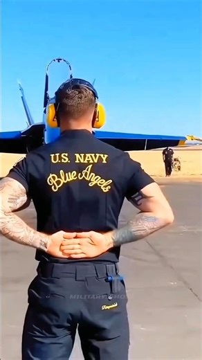 Blue Angels Super Hornets – Insane Aerobatic Maneuvers!