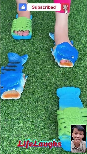 Trendsetters! Ditch Dull Sandals for FISH & LOBSTER Designs! 🐠🦞