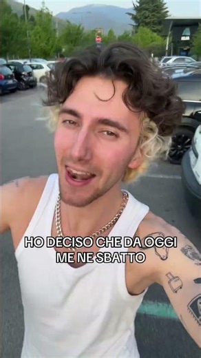 sono il cappellaio matto🎩