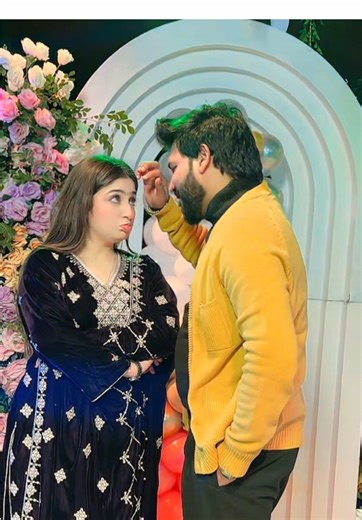 Tum B Kabhi Pyar Kar K Daikho Na ❤️✨