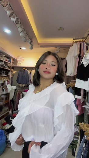 Ruffle tee for summee! Insta: benvenuta_0 #fyp #benvenuta #newarrivals