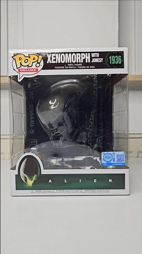 Funko Pop Unboxing Xenomorph (with Jonesy) 😿 #funko #funkopop #unboxing #xenomorph #alien #shorts