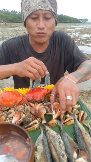 2.5K views · 29 reactions | Yellow corn+spider shell 襤 #kasinagvlog | Kasinag VLog | Facebook