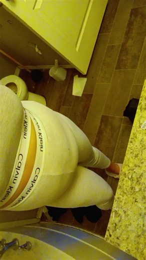 April Cote (@aprilcote)’s videos with Moonlight in Atlanta - Russ