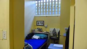 Inside Pistorius’ jail cell with photos & prayer pillow as he’s set for release