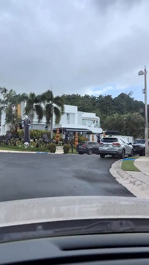 108K views · 2K reactions | ¿Qué Opinas De Esta Decoración? Video por: (@karinapr40) TT . . . . . #pr #puertorico # #wepa #halloweeenenpuertorico | Adventure Puerto Rico | Facebook