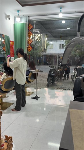 Chuyện Ma Bà Cố: Khám Phá Nhà Ma