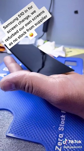 Samsung s10 came in for screen replacement, supplier did not have stock so we refurbed our own broken screens 😝😜🤪#samsung #samsungs10 #glass #screen #refurbish #lcd #oled #clean #doitright #properly #best #tech #repairs #beautiful #easy #success #happy #happycustomer