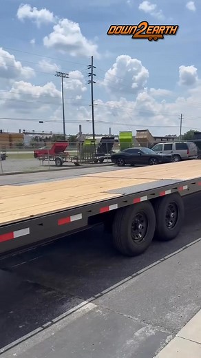 It’s time to fire on up with this D2E 34 ft gooseneck deck over equipment trailer! 🔥 | Cutters Choice Of Bonita Springs