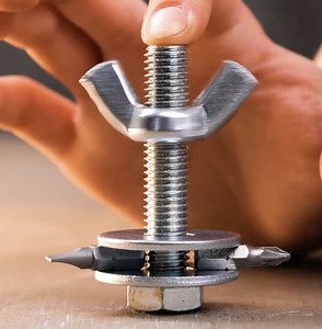 61K views · 221 reactions | Outils de réparation FACILE ! | Les Cracks du Bois | Facebook