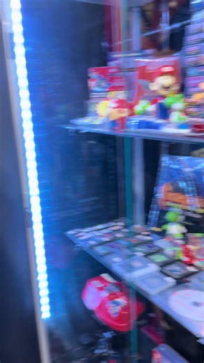 The Retro Gaming display case is absolutely OVERFLOWING with some of the rarest vintage games and consoles 🎮🔥 From heavy hitters to hard-to-find classics, this lineup is straight nostalgia and serious collector heat. Come see what’s hiding behind the glass 👀 #RetroGaming #VintageVideoGames #DallasVintageToys