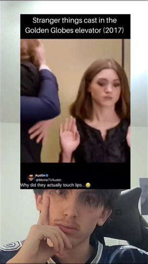 The Stranger Things cast in Golden Globe elevator (2017)