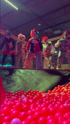 STROMEDY SQUAD IS BACK IN THE CLOWN WORLD!! #stromedy #clowns