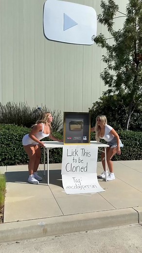 Cloning 2 Cute Girls in a DNA Laboratory 🧬