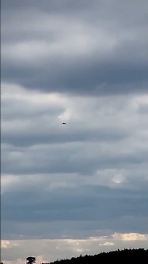 A-10 Warthog live gun run. Firing the GAU-8 Avenger. #brrrt