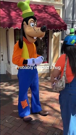 30 Years of a Goofy Movie! This hug was healing. #goofy #goofymovie #disneyland
