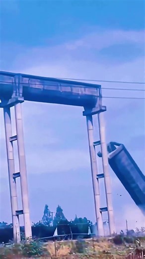 One-Click Demolition Domino Method