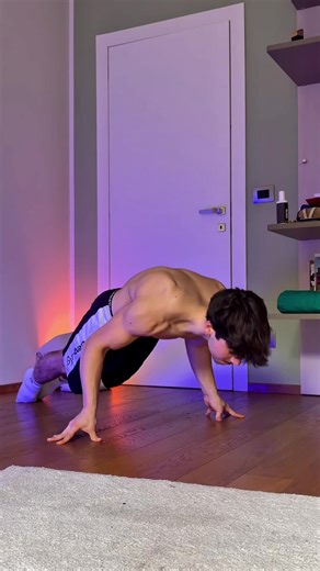 Easy 90 Degree Hold Tutorial✅ Code STECALI5 on @gymbeam.it for 5% discount and support me❤️ #calisthenics #handstand #tutorial #fitness #motivation