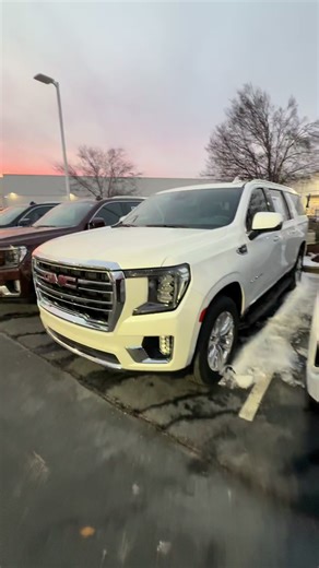 What to do when your 21’ to 24’ Yukon key fob is dead #yukon #gmc #keyfob #calebreddofficial #deadbattery @GMC