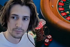 Watch: xQc wins $825,050 during gambling stream, loses all to a website crash