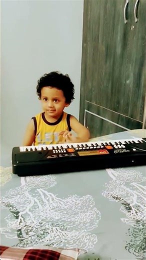 Learn Piano with me. #shorts #howtolearnpiano #youtubeshorts #music #love #song