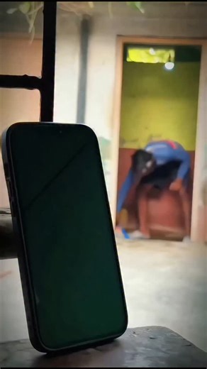 Tuffer Vibes on Instagram: "Hey Siri And Hey Google Voice Lock 😱🔥 . . . . . Tech, mobile, phone, samsung, iphone, android, smartphone, photography, gaming, editing, viral reels, trending reels, instagram reels, reels instagram, reels, Gamer, free fire, PUBG, gta, computer launcher, hoga toga, expert mistrey, tech new video 2025, tech ai 2026 videos, #tech #samsung #mobile #phone #iphone"