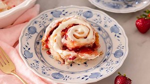 Strawberry Rolls