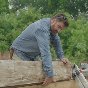 22K views · 795 reactions | Mark Bowe and his crew journey to the Great Smoky Mountains to take on a guest cabin with immaculate views. Watch the season premiere of #BarnwoodBuilders tonight on TV at 8/7c on #MagnoliaNetwork. | Magnolia Network | Facebook