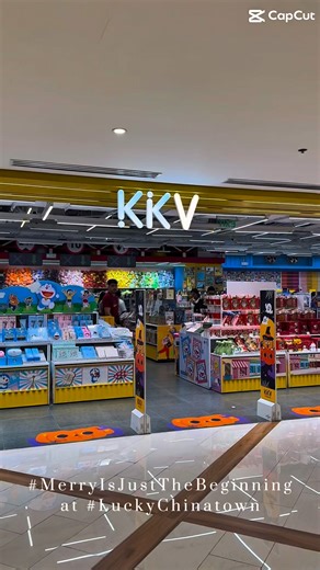 #MerryIsJustTheBeginning as the countdown to Christmas begins — only 80 days to go! 🎄✨ The holiday buzz is here, and #LuckyChinatown is the place to kickstart your Christmas shopping and treats! We’ve got everything you need to make this season unforgettable. #MegaworldLifestyleMalls | Lucky Chinatown