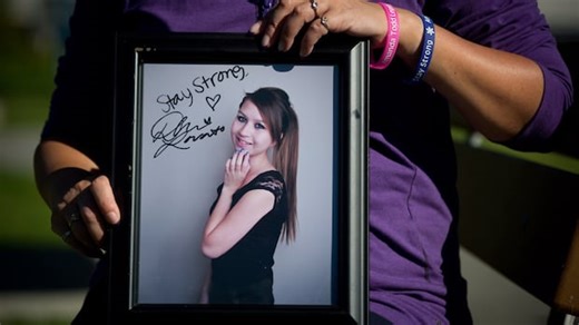 Amanda Todd's mother wants Aydin Coban to stay in Dutch prison