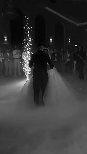 Romantic Wedding Dance Videos: Groom and Bride Moments on the Dance Floor