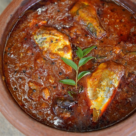 3.1M views · 42K reactions | Kerala Style Fish Curry Recipe | Ayala Curry | Meen Curry | Fish Curry | Village Cookings | Facebook