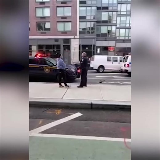 "Having Too Much Fun With The Carrera GT" - video by Super Speeders | Engineering Explained