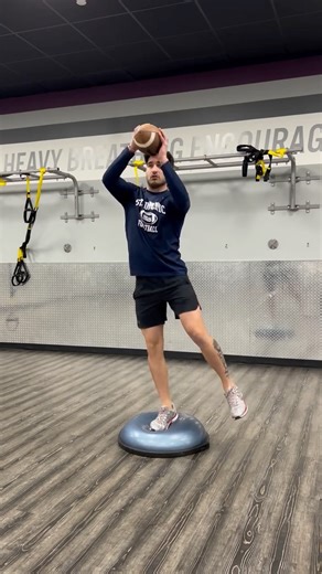 Andy$🥷🏼 on Instagram: "Balance🧘🏻‍♂️"