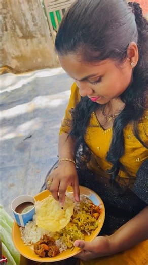 ഊട്ടുസദ്യയും അനുഗ്രഹവും 😍😍😍