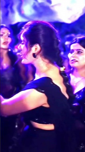 Chalkat hamro jawaniya e Raja #bhojpurisong #pawansingh #khesari #viralmusic #bhojpurisong #shorts