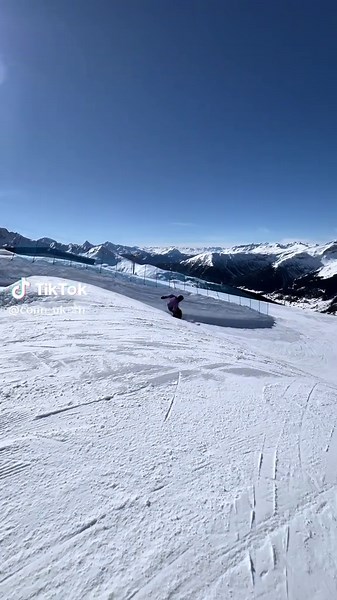 Top Free Ski Parks for Freestyle Enthusiasts