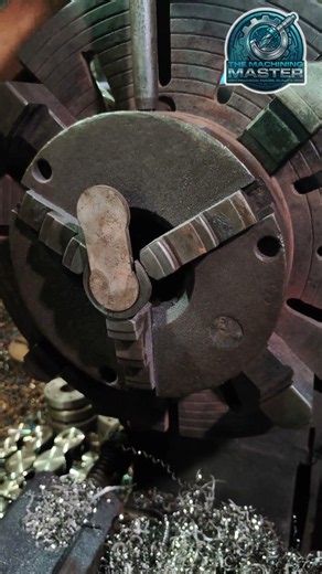 How To Grip Thin Metal Pieces On A True Chuck 🤯 (Easy Trick) 🛠️"#engineering #viral