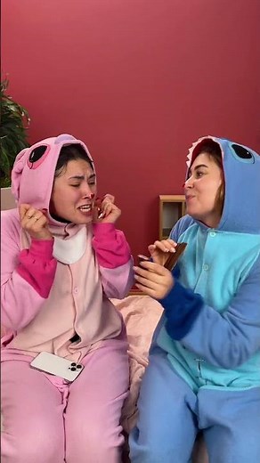 🍫 Unlocking the Secret: How to Enjoy a Kit-Kat the Right Way! 🤯